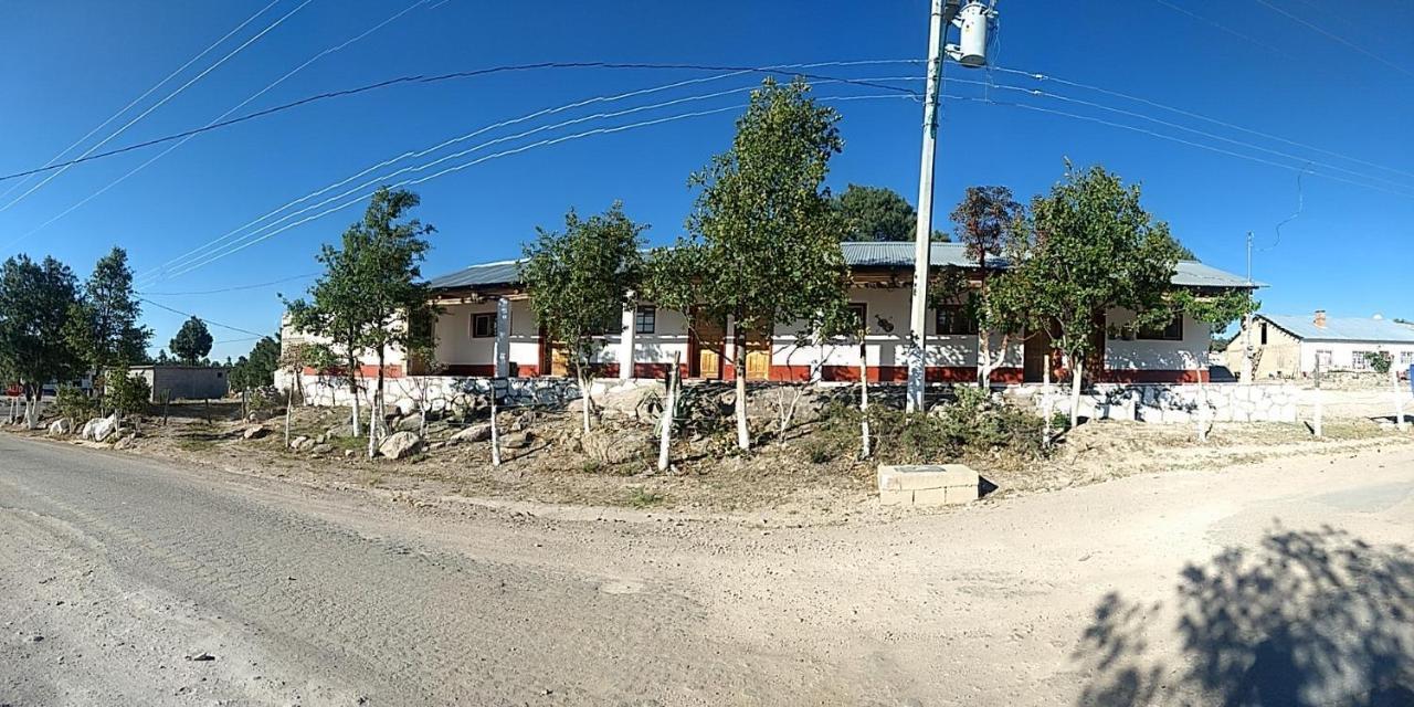 Hotel Entronque Barrancas San Alonso Exterior photo